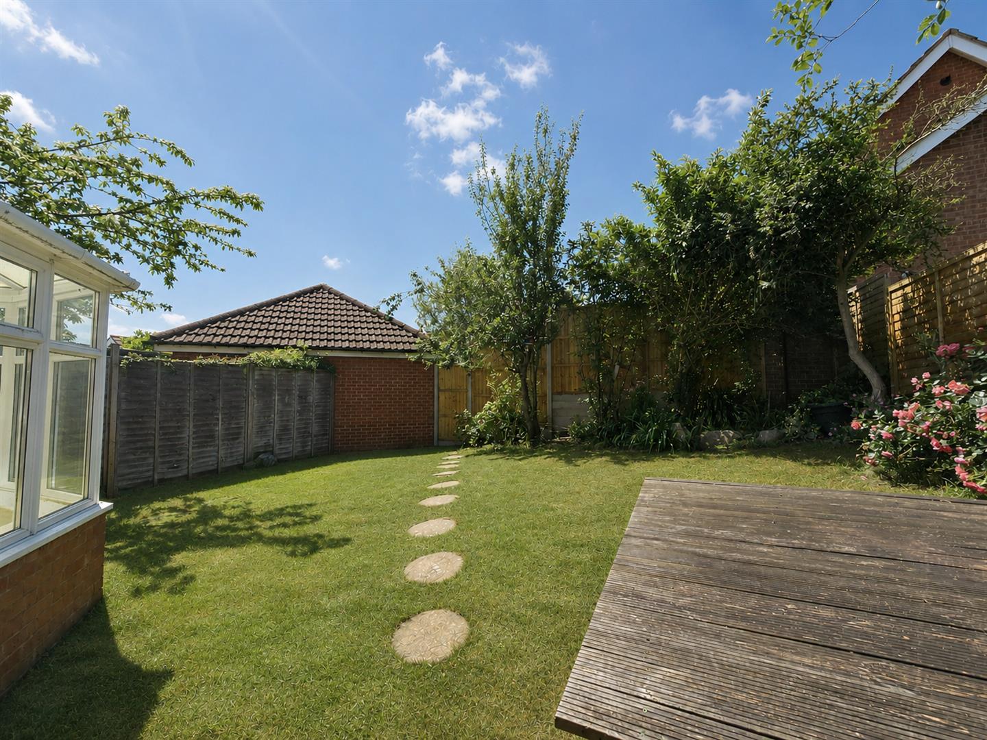 Langerstone Lane, Tattenhoe, Milton Keynes